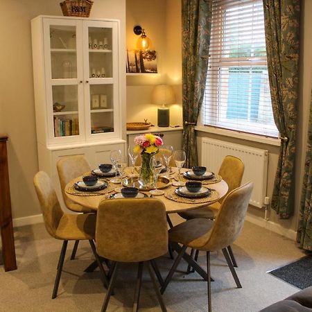 No4 Chapel Row Bed & Breakfast Bakewell Exterior photo